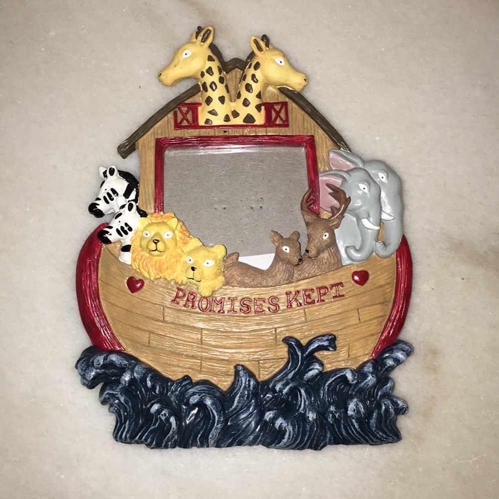 Noah arc picture frame